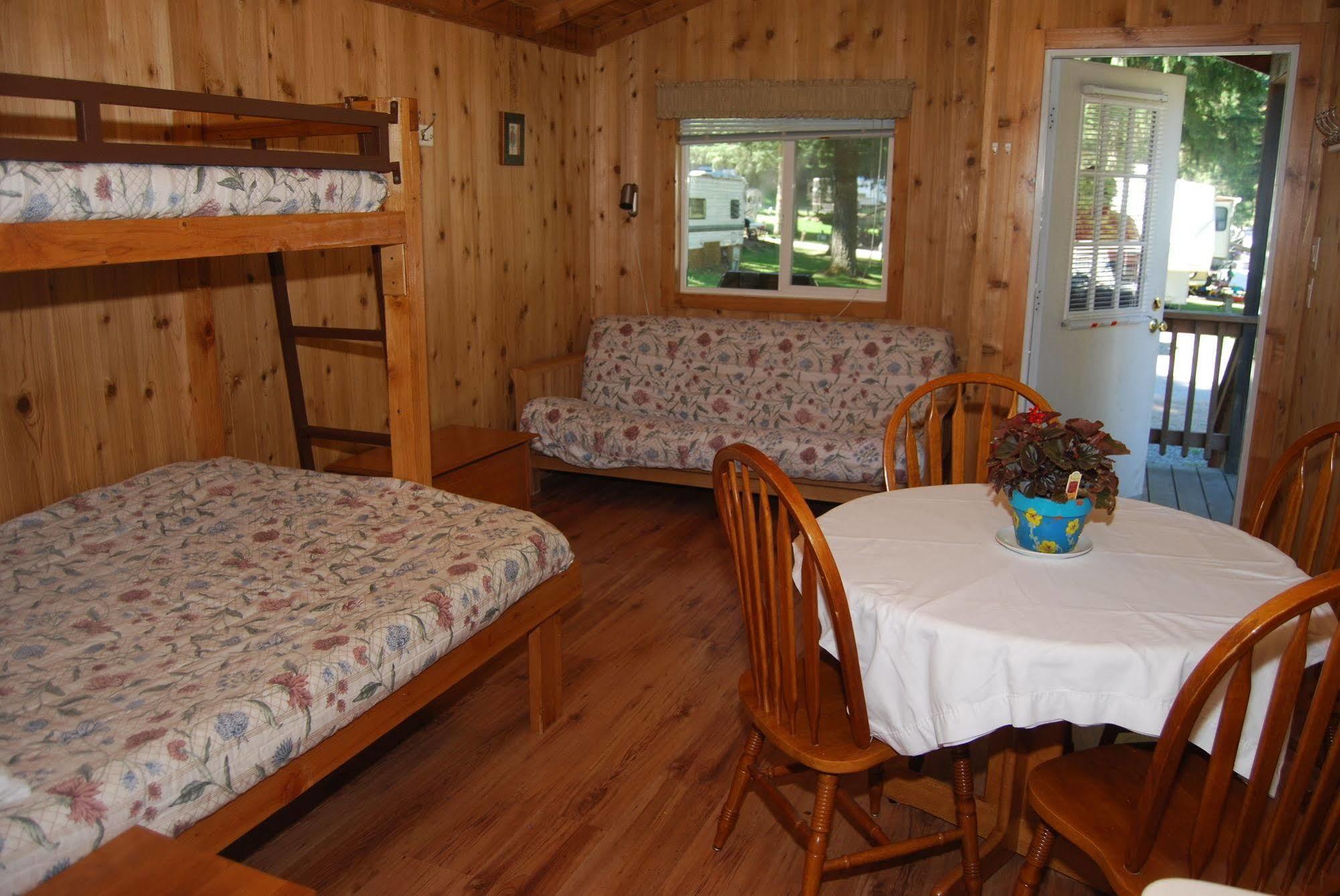 Thunderbird Rv & Camping Resort Monroe Extérieur photo